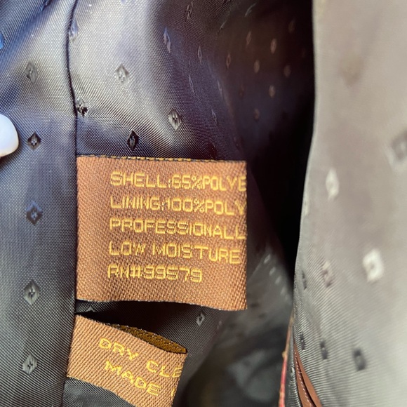 Classic Staple Men's Blazer in Black - Picture 8 of 9